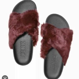 Victoria’s Secret PINK maroon fuzzy criss cross slipper sandals.